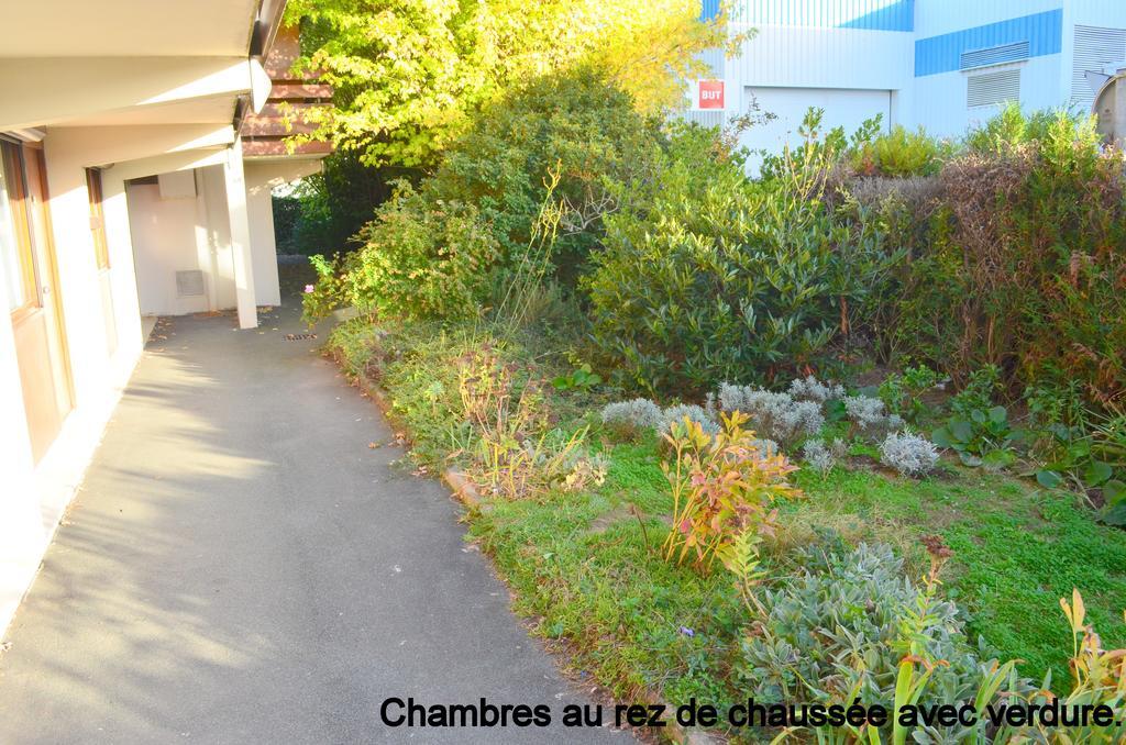 Initial By Balladins La Roche-Sur-Yon Buitenkant foto